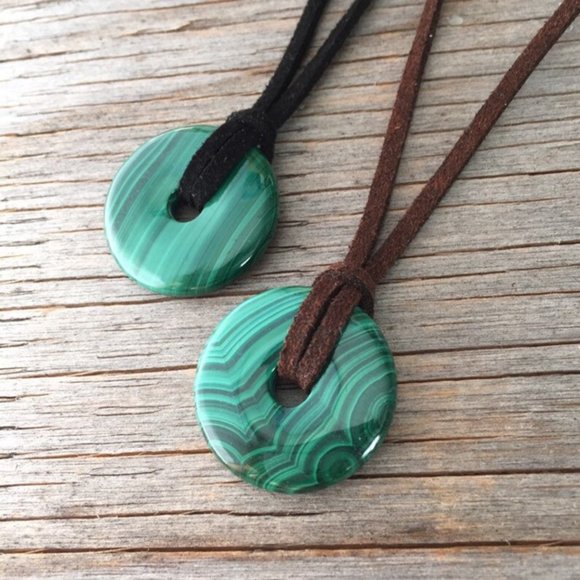 Other - Malachite donut pendant 25mm. w buckle